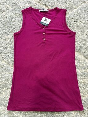 Michelle Mae Ribbed Magenta Henley Tank